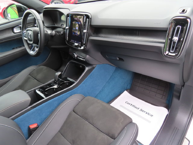 Used 2023 Volvo C40 P8 Recharge Ultimate AWD/4WD image 37