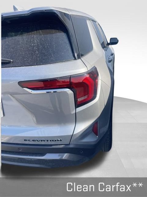 Used 2025 GMC Terrain Elevation AWD/4WD image 5