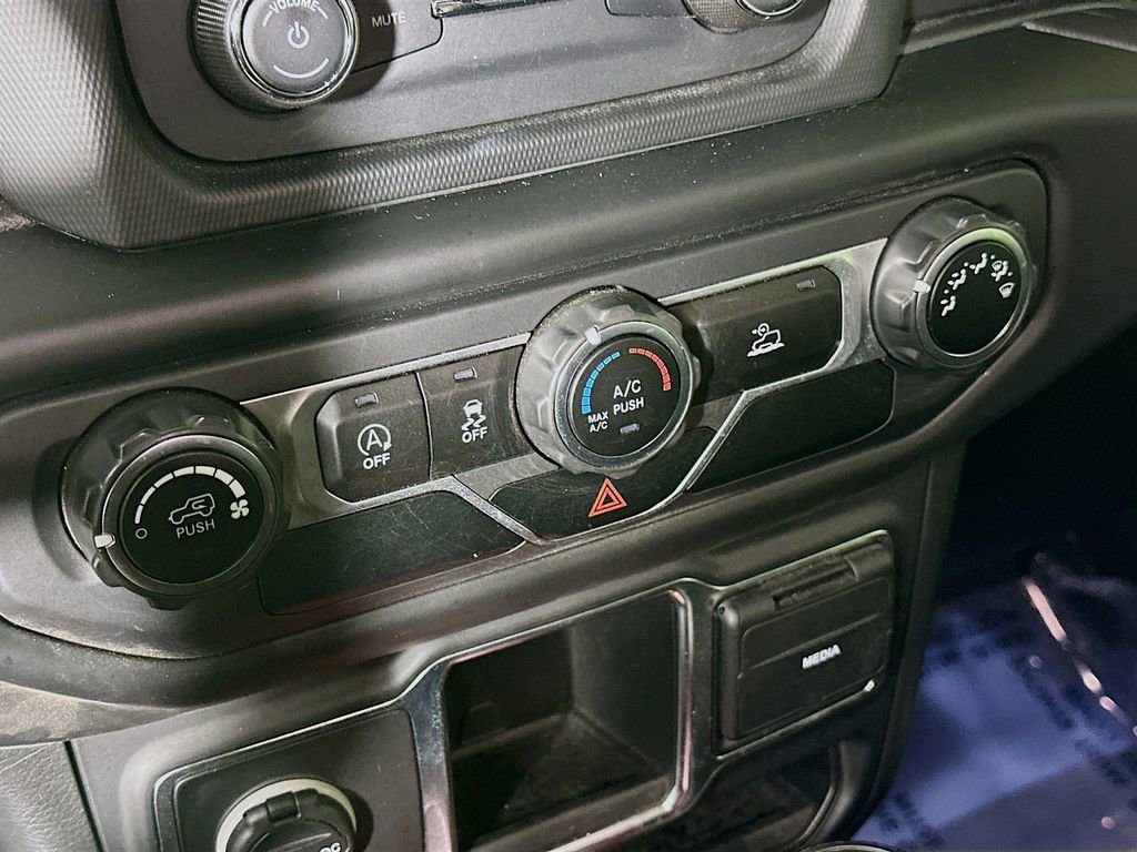 Certified 2021 Jeep Wrangler Sport image 25