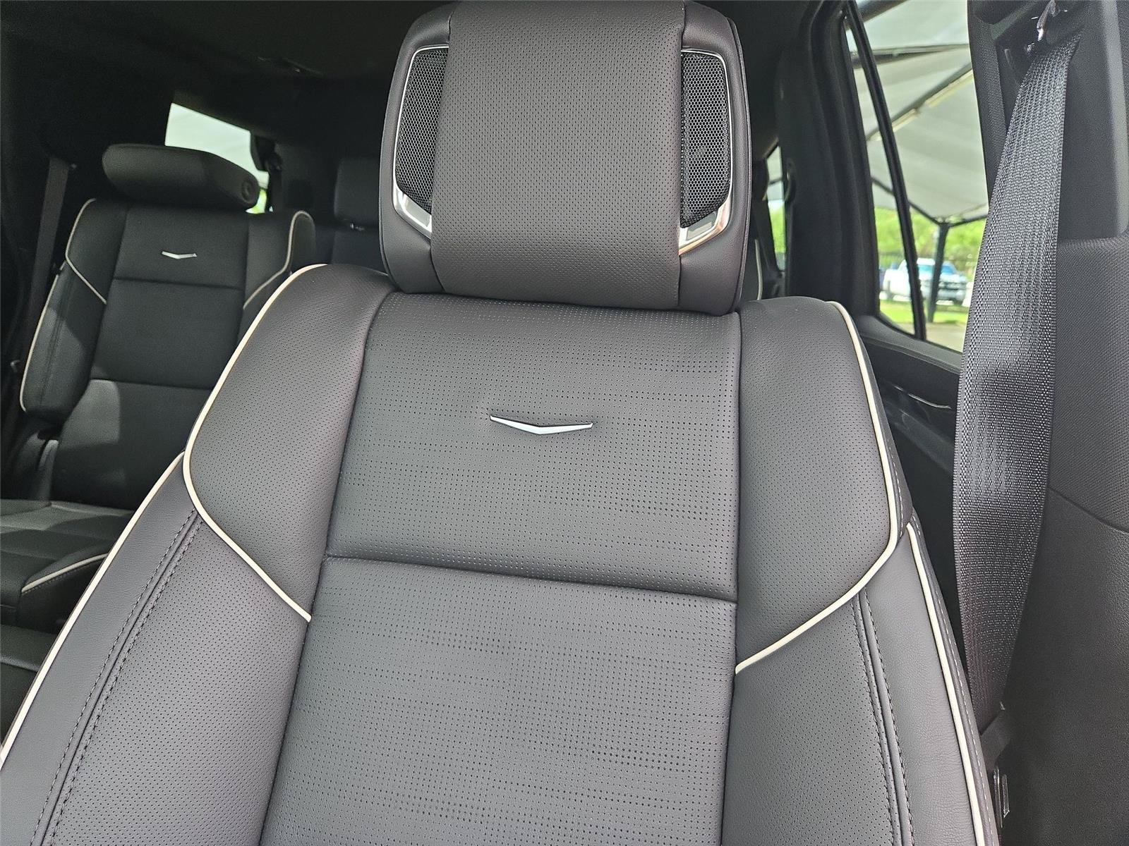 New 2026 Cadillac Escalade Sport w/ Touring Package AWD/4WD image 12
