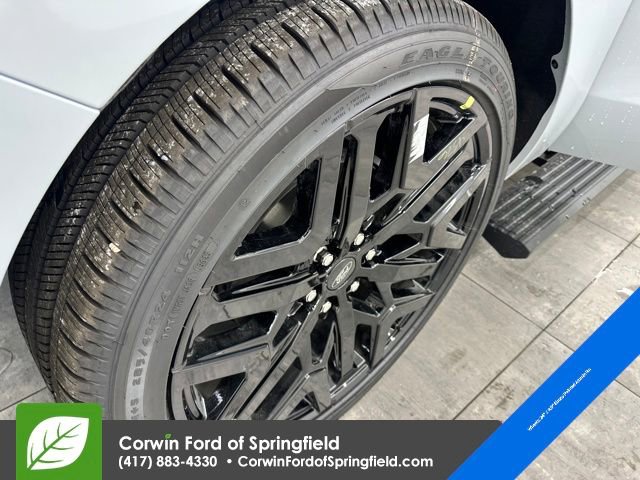 New 2026 Ford Expedition Platinum w/ Stealth Performance Package image 49