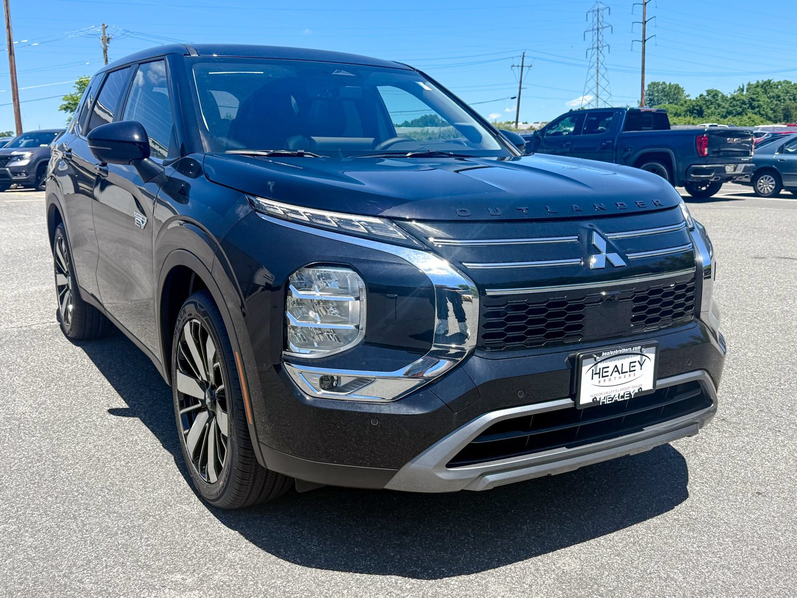 New 2026 Mitsubishi Outlander SE AWD/4WD image 1