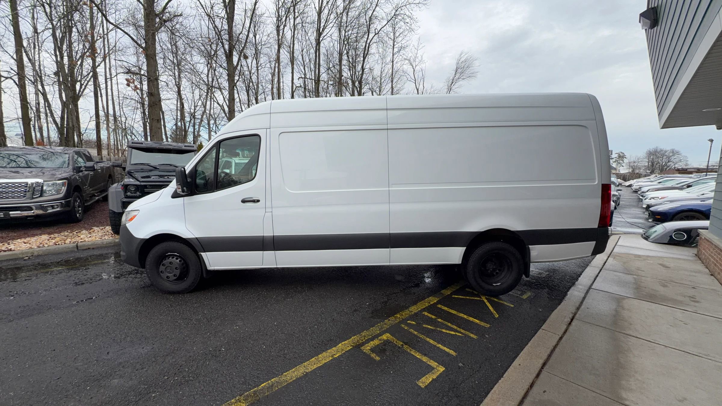 Used 2020 Mercedes-Benz Sprinter 3500 image 8