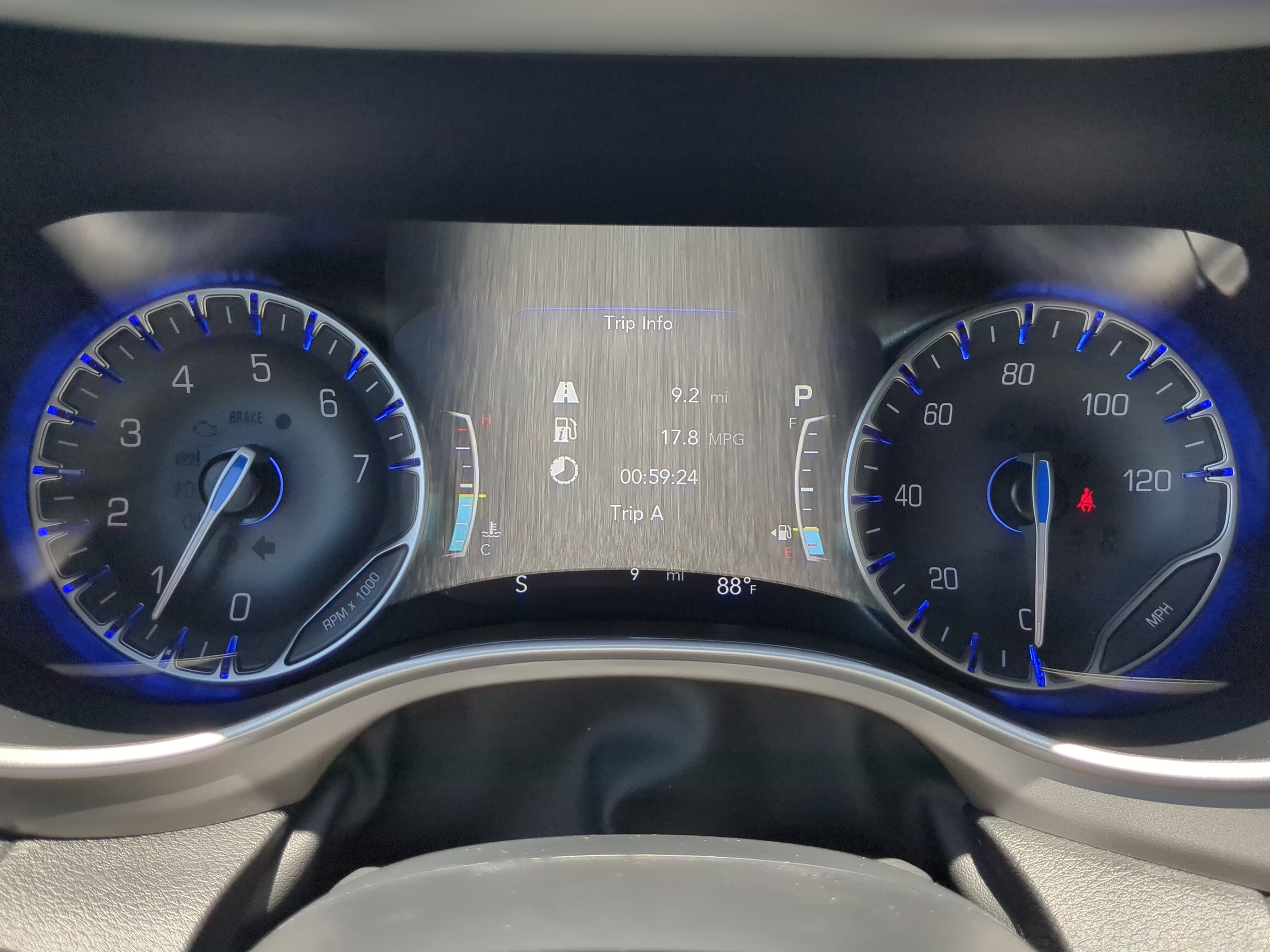 New 2027 Chrysler Pacifica Limited FWD image 26