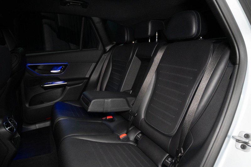 Certified 2026 Mercedes-Benz GLC 300 image 13