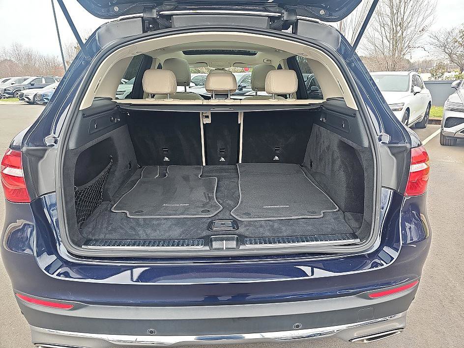Used 2019 Mercedes-Benz GLC 300 4MATIC image 31