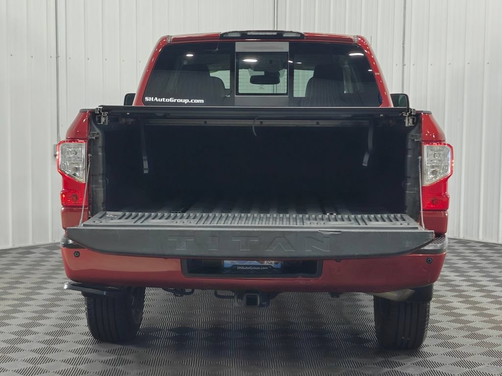 Used 2018 Nissan Titan PRO-4X w/ Pro-4x Convenience Package AWD/4WD image 23