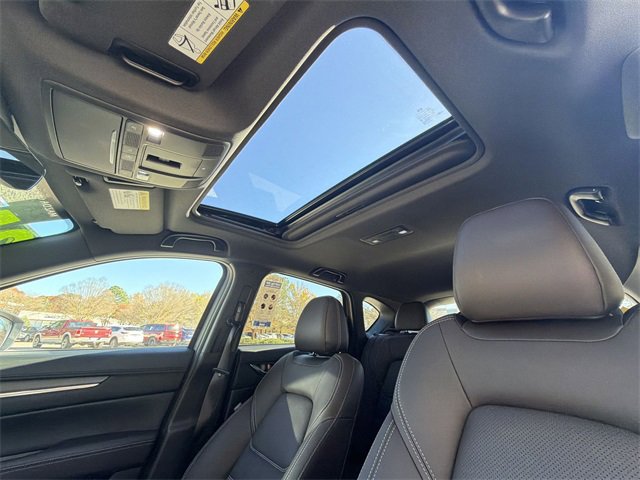 Used 2025 MAZDA CX-5 Signature image 22