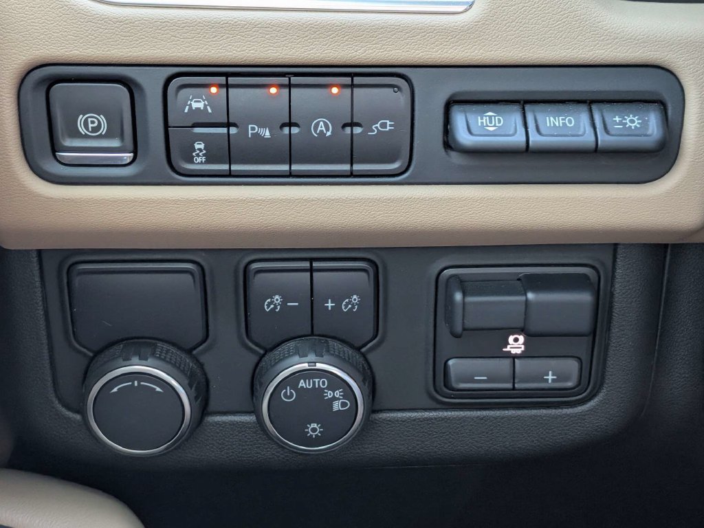 Certified 2021 Chevrolet Tahoe Premier w/ Premium Package RWD image 30