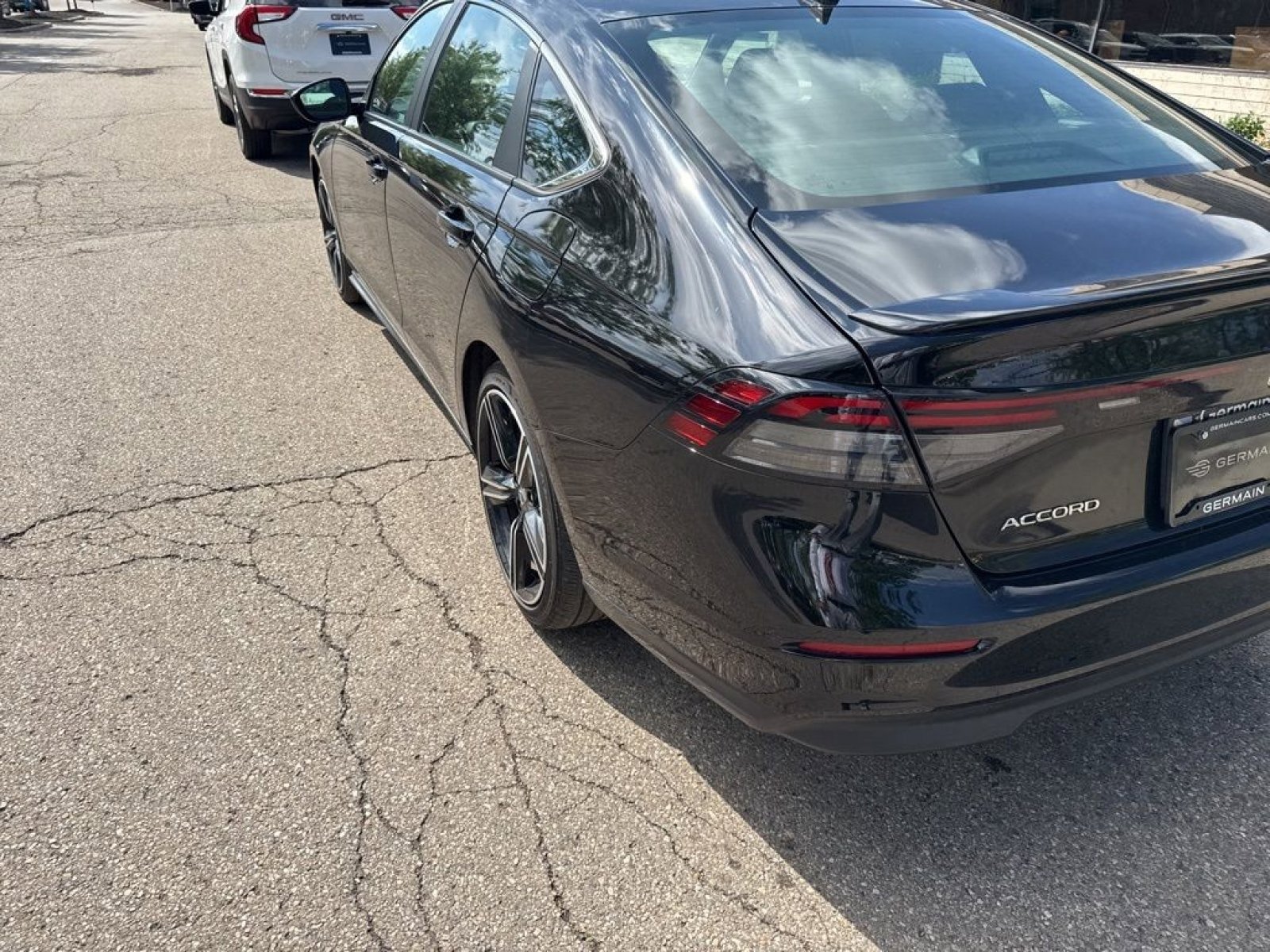 Used 2025 Honda Accord Sport image 10