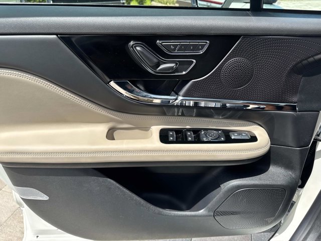 New 2025 Lincoln Corsair Grand Touring w/ Equipment Group 301A image 9