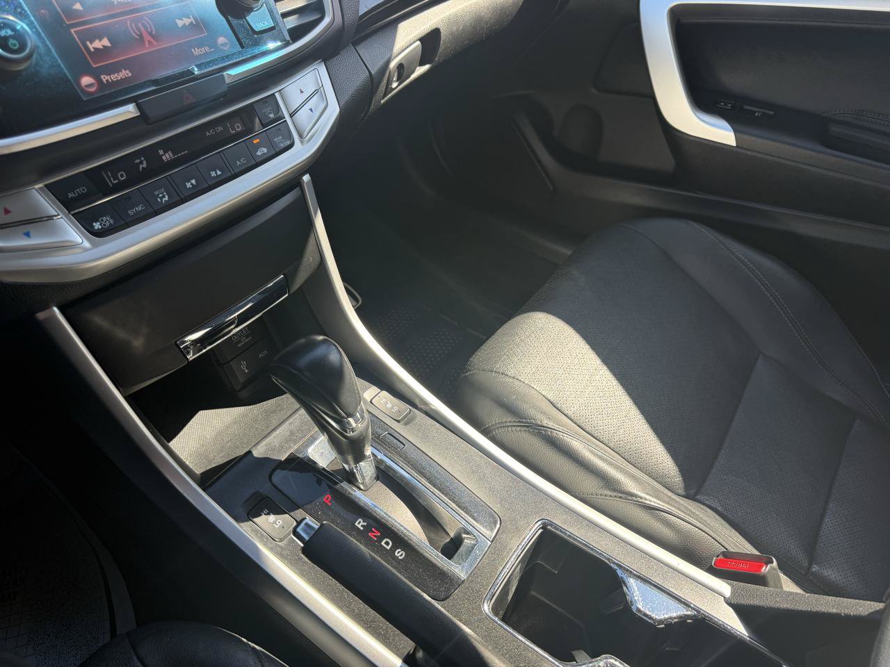 Used 2013 Honda Accord EX-L image 12