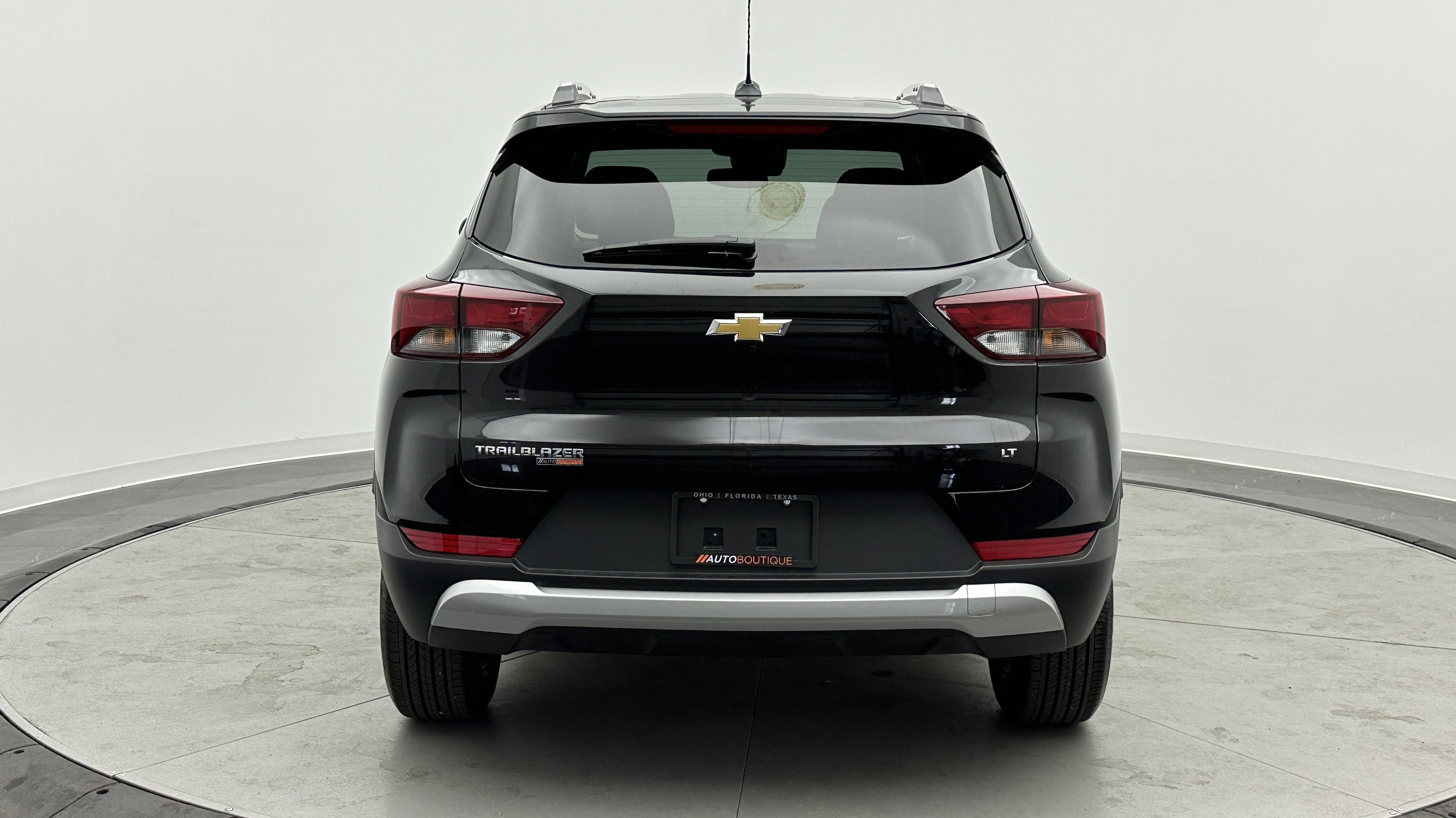 Used 2025 Chevrolet TrailBlazer LT image 6