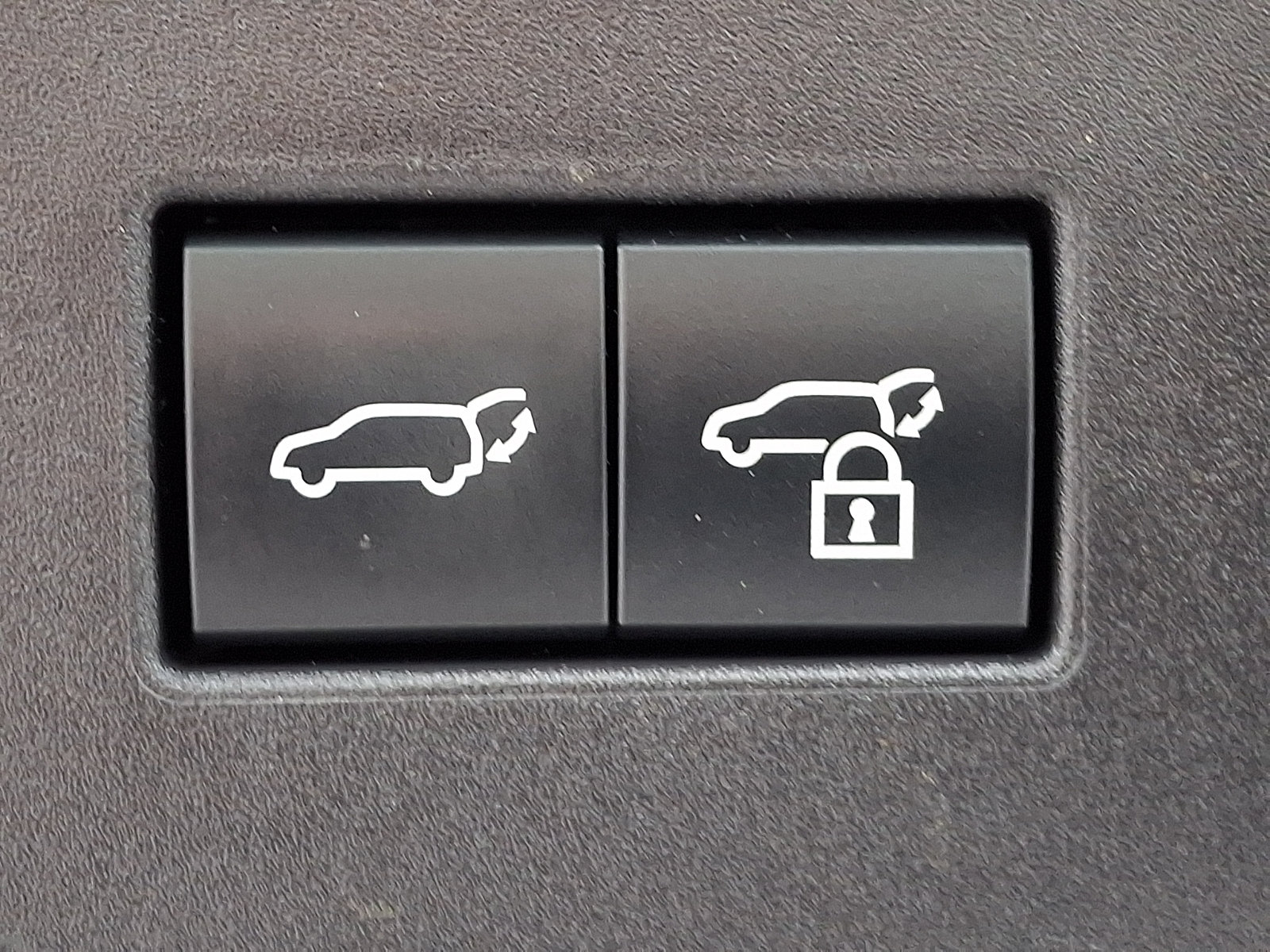Used 2024 Lexus LX 600 4WD w/ Appearance Package image 30