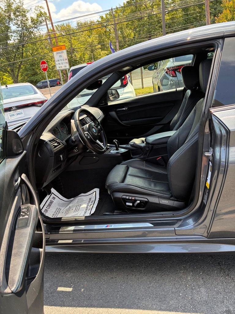 Used 2018 BMW M2 RWD image 20