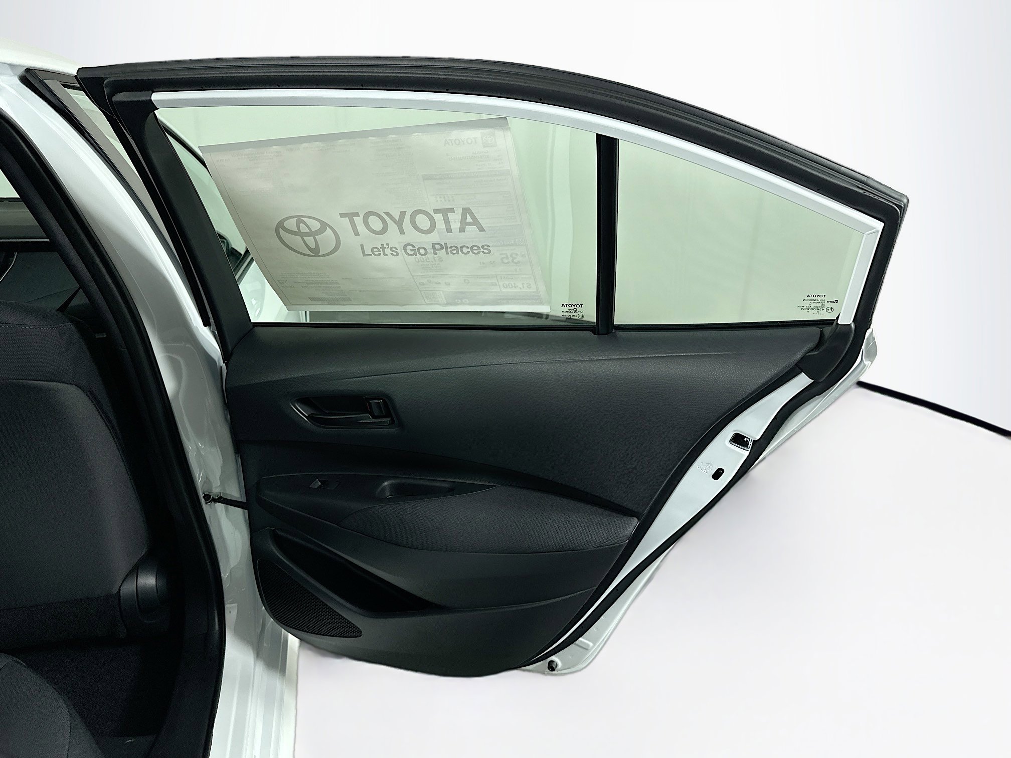 Used 2026 Toyota Corolla LE image 27