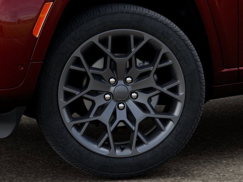 New 2026 Jeep Grand Cherokee Summit AWD/4WD image 8