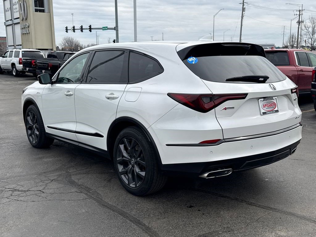 Used 2023 Acura MDX A-Spec image 9
