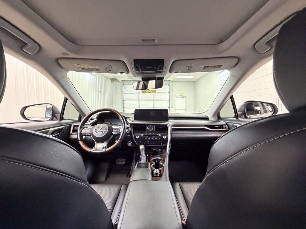 Used 2020 Lexus RX 350L Premium w/ Premium Package AWD/4WD image 28