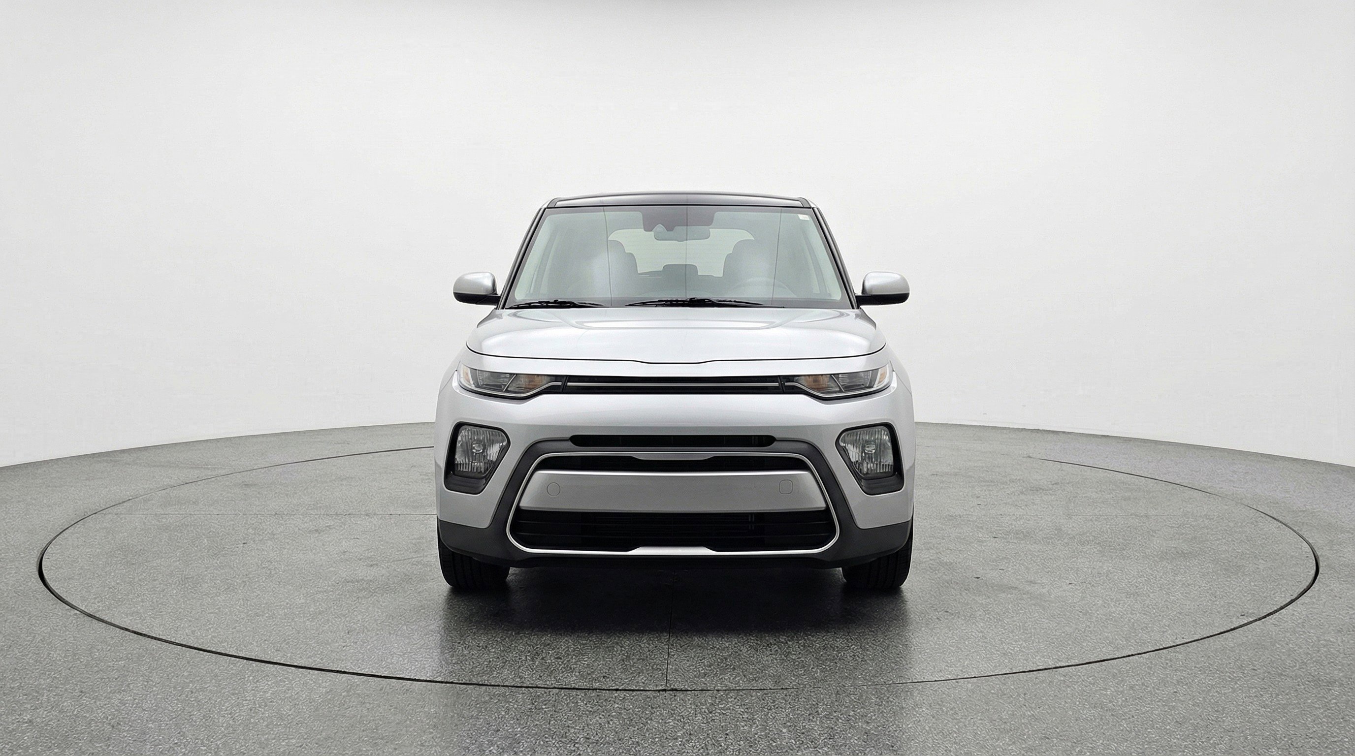 Used 2025 Kia Soul LX w/ LX Technology Package image 2