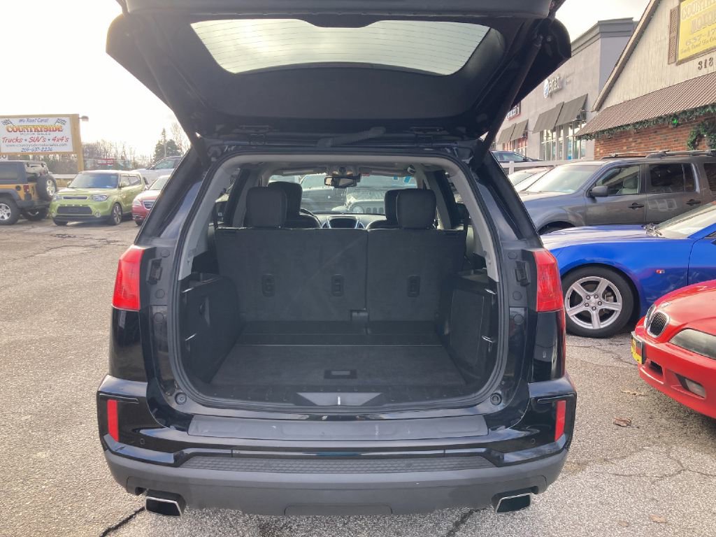 Used 2017 GMC Terrain SLT w/ Open Road Package image 5