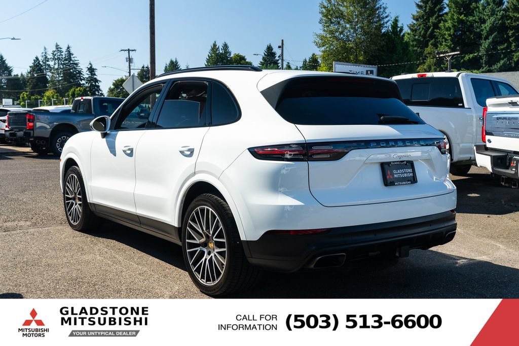 Used 2021 Porsche Cayenne AWD/4WD image 5