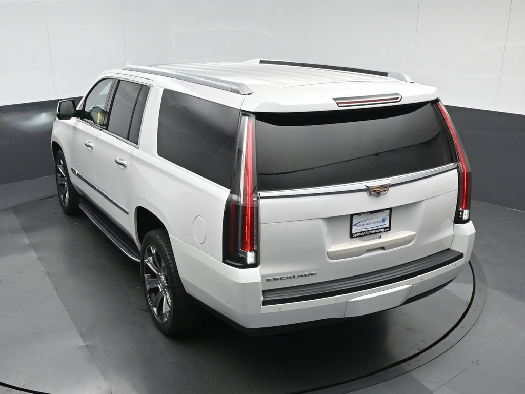 Used 2019 Cadillac Escalade ESV Luxury AWD/4WD image 72