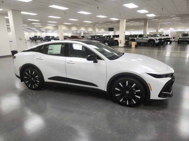 New 2026 Toyota Crown Platinum image 6