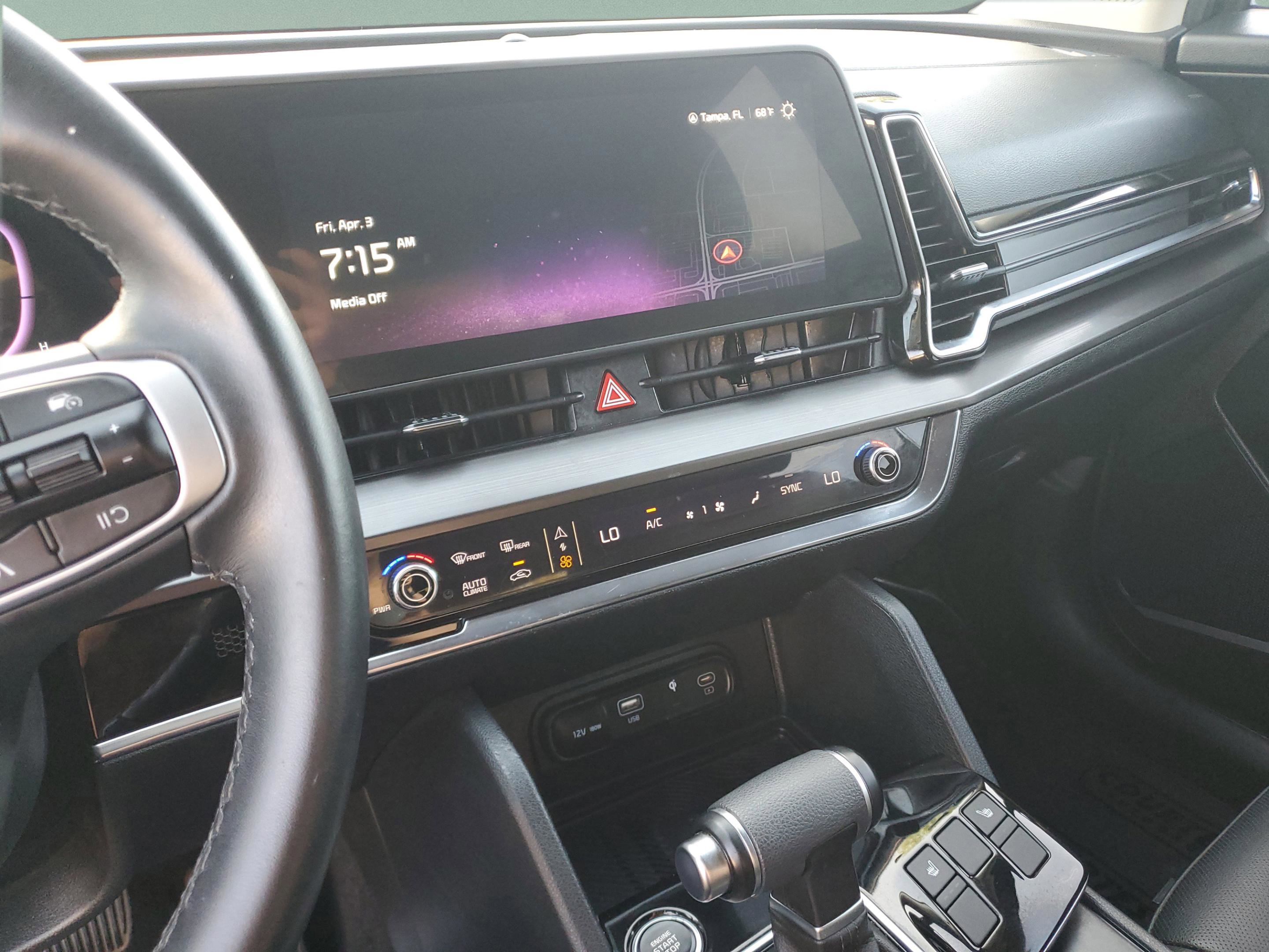 Certified 2025 Kia Sportage EX w/ Premium Package image 27