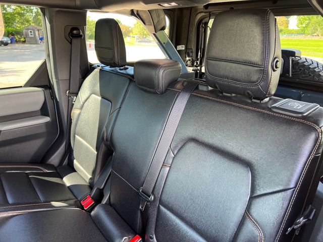 Used 2023 Ford Bronco Badlands w/ Sasquatch Package AWD/4WD image 25