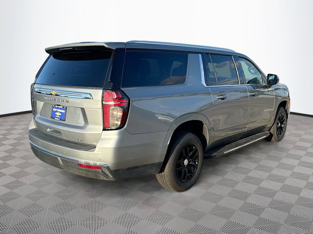 Used 2023 Chevrolet Suburban LT image 5
