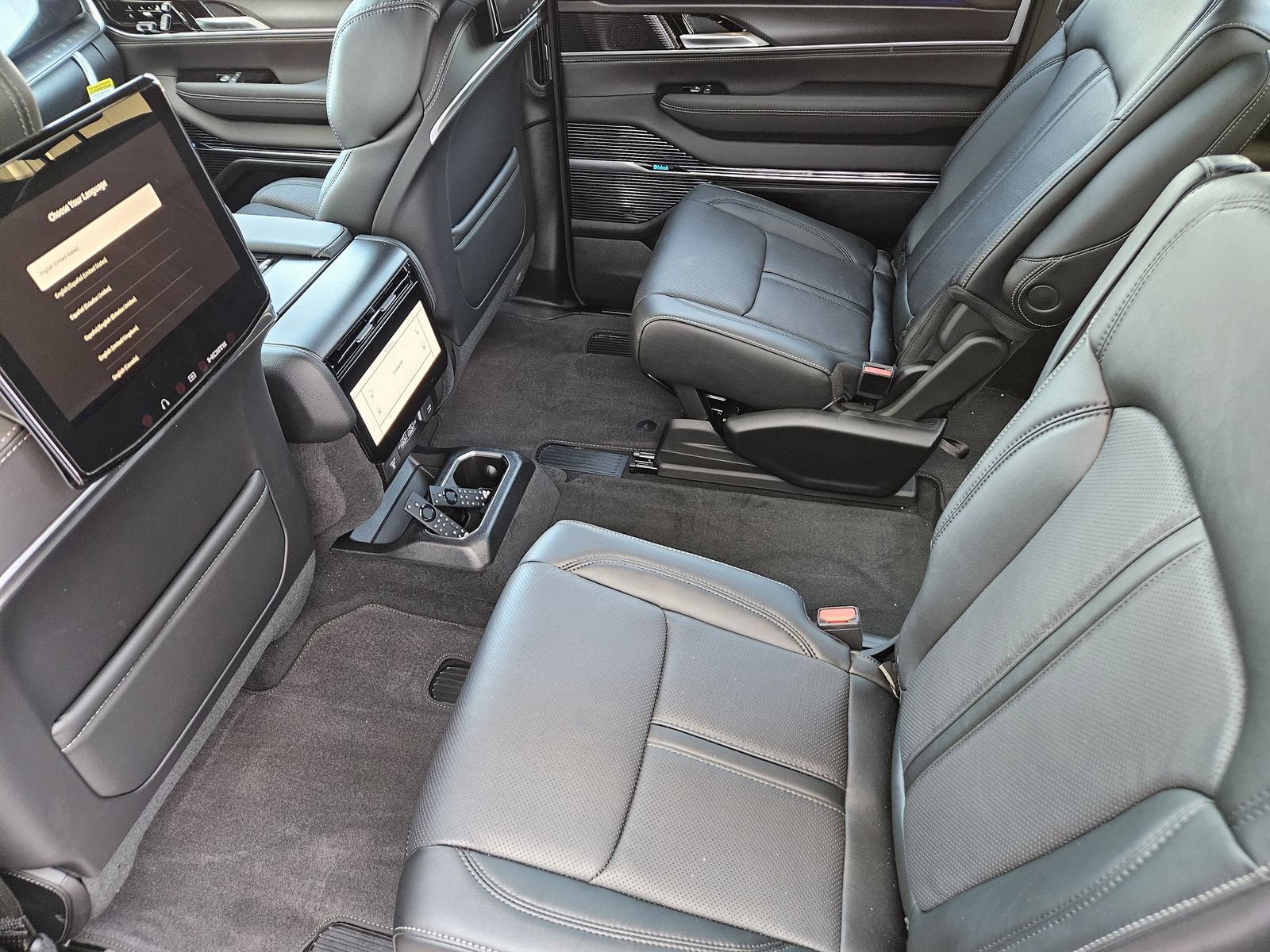 New 2026 Jeep Grand Wagoneer Summit w/ Rear Seat Video Group I AWD/4WD image 26