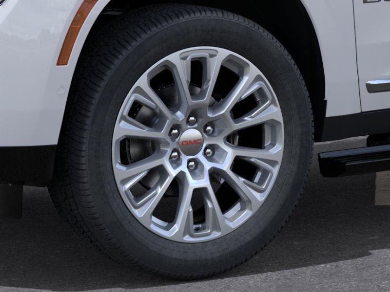 New 2026 GMC Yukon Denali w/ Denali Reserve Package AWD/4WD image 9