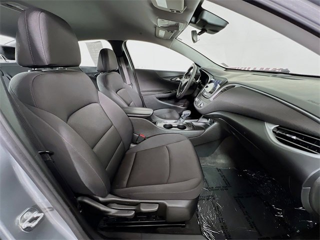 Used 2024 Chevrolet Malibu LT image 37