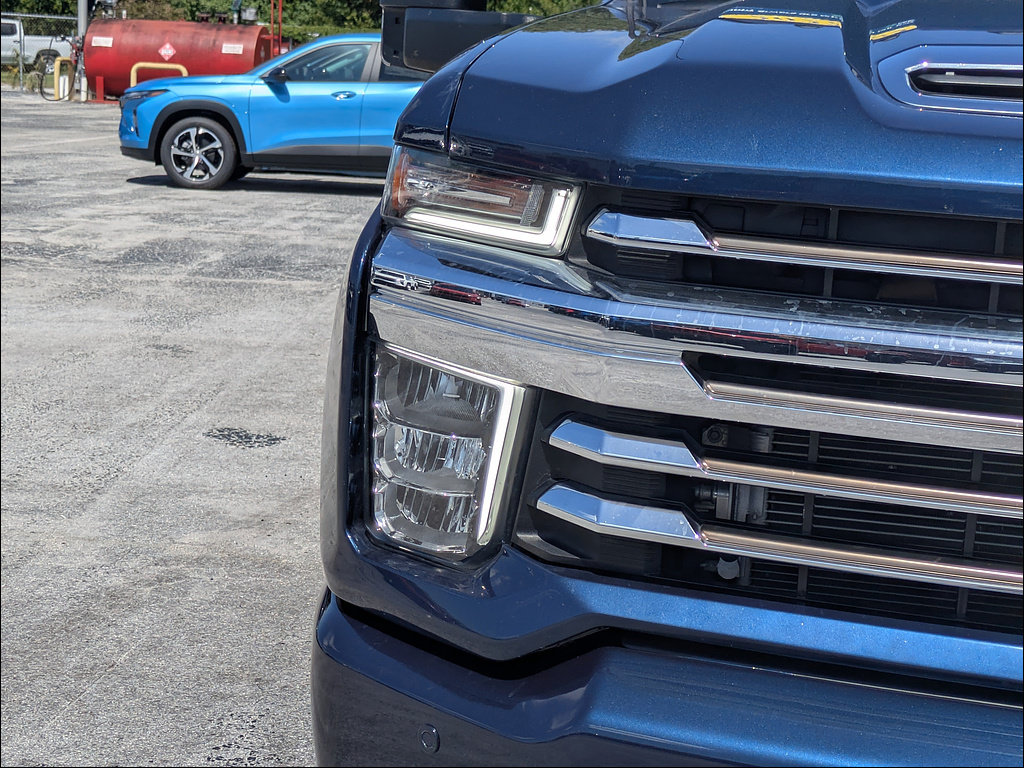 Certified 2022 Chevrolet Silverado 3500 High Country AWD/4WD image 10
