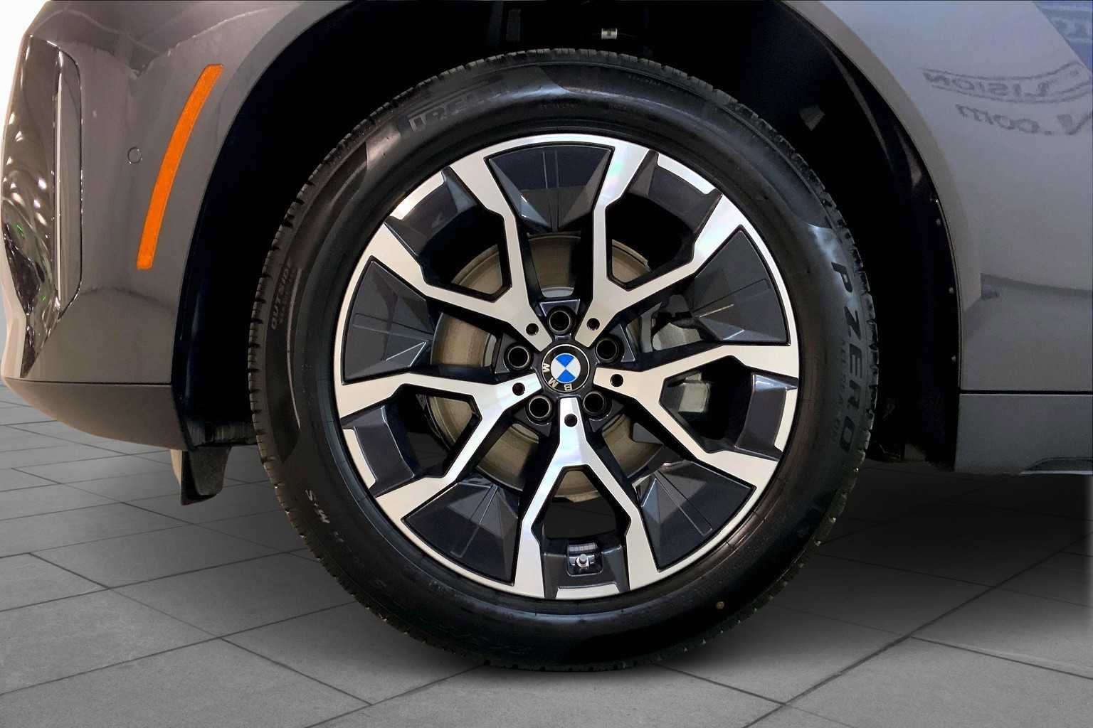 Used 2025 BMW X3 xDrive30i w/ Premium Package AWD/4WD image 11