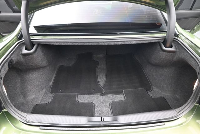 Used 2022 Dodge Charger R/T w/ Blacktop Package RWD image 21