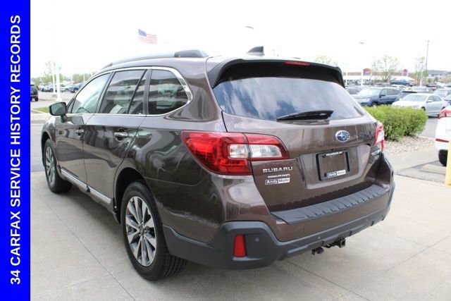Used 2019 Subaru Outback 3.6R Touring image 4