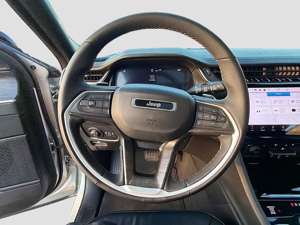 Used 2024 Jeep Grand Cherokee L Limited w/ Luxury Tech Group II AWD/4WD image 40