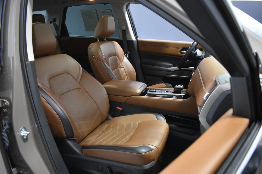 Certified 2023 Nissan Pathfinder Platinum image 14