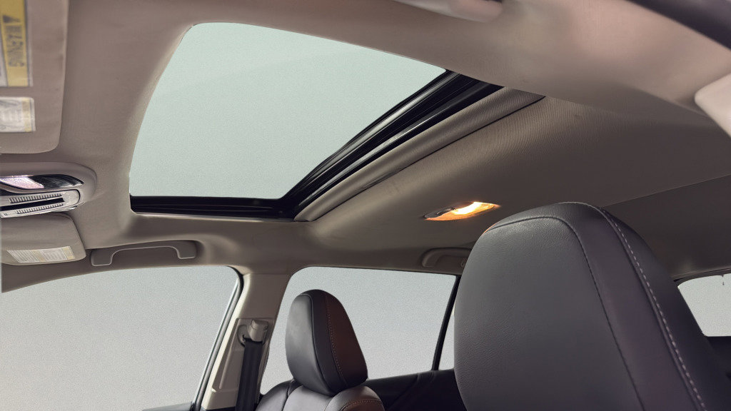 Used 2021 Subaru Outback Limited image 17