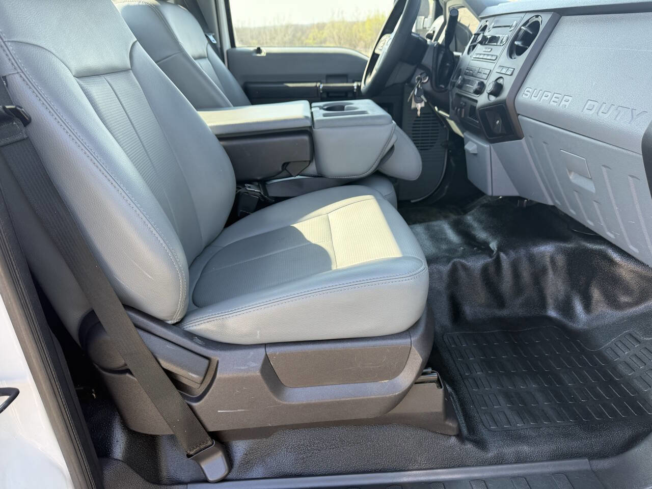 Used 2012 Ford F250 XL w/ PWR Equipment Group RWD image 8