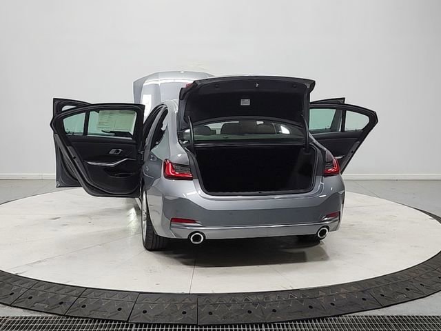 Used 2023 BMW 330i Sedan w/ Driving Assistance Package image 14