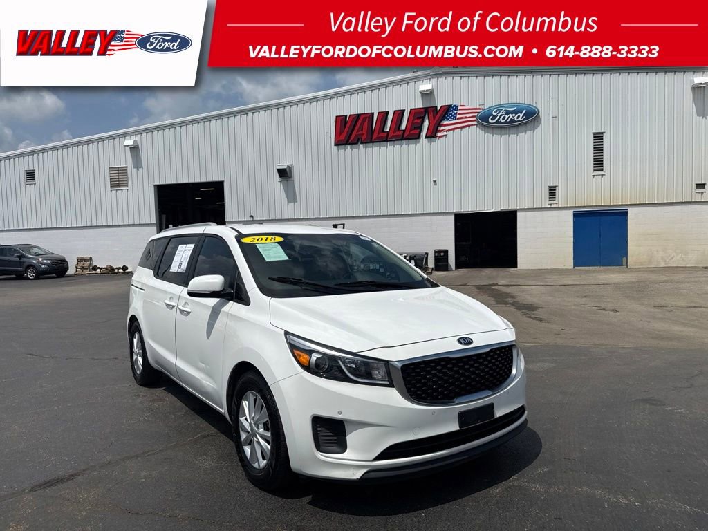 Used 2018 Kia Sedona LX w/ LX Essentials Premium Package