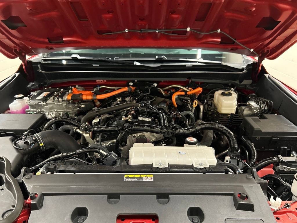 Used 2025 Toyota Tacoma TRD Off-Road AWD/4WD image 12