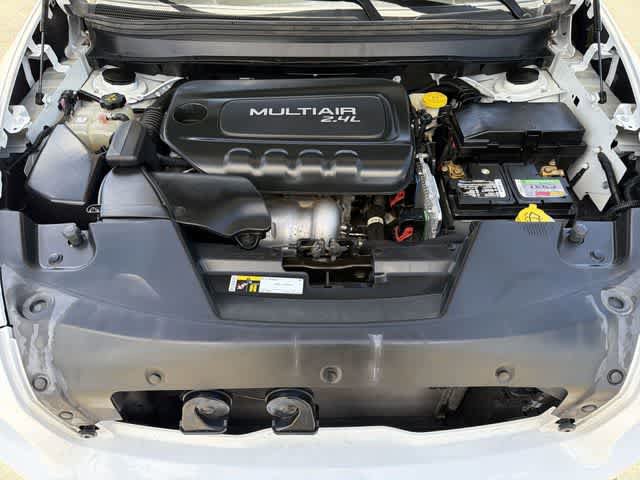 Used 2017 Jeep Cherokee Latitude FWD image 11