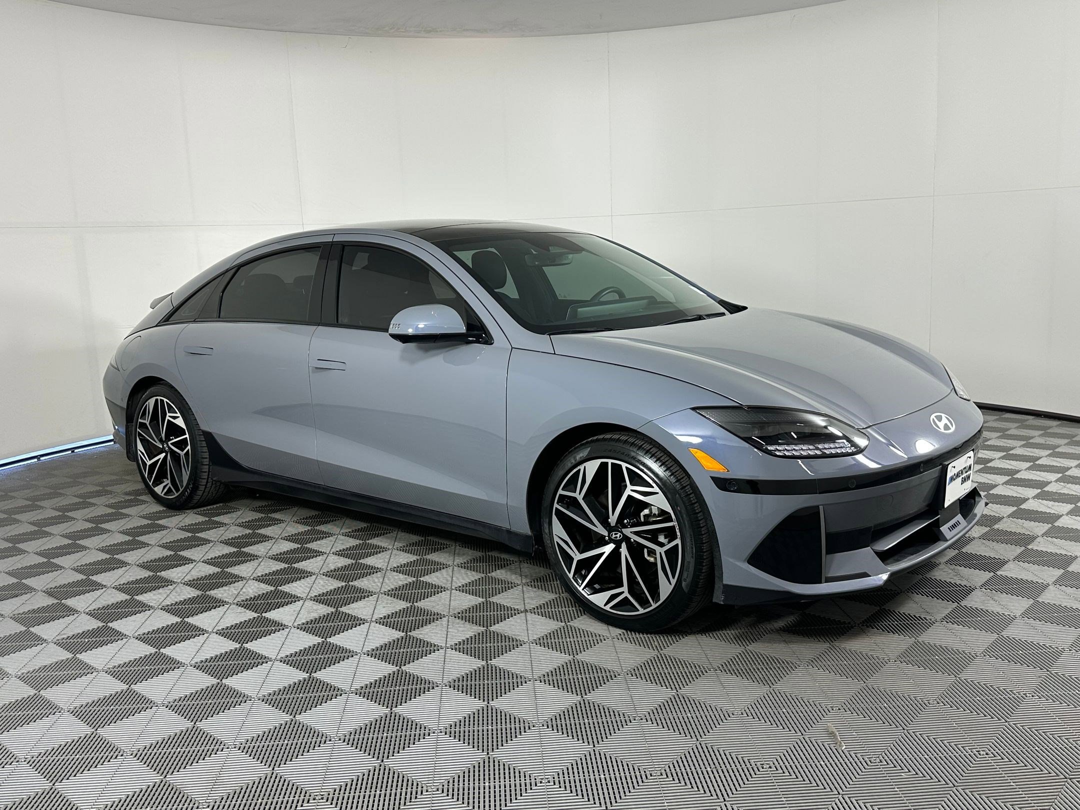 Used 2024 Hyundai Ioniq 6 Limited image 6