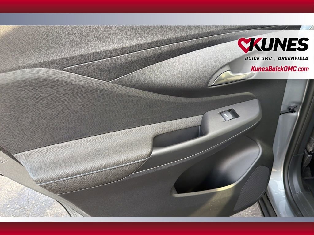 New 2026 Buick Envista Sport Touring image 36