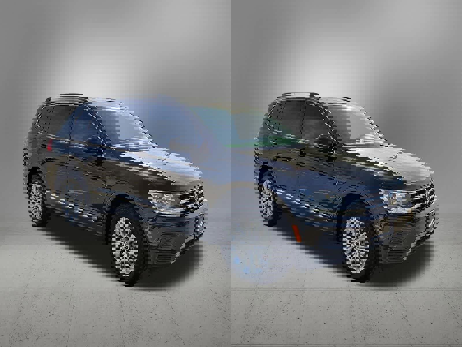 Used 2018 Volkswagen Tiguan SE image 8