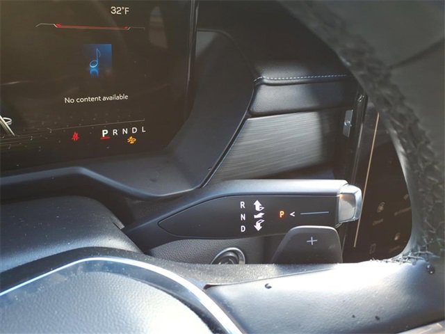 Used 2024 GMC Acadia Elevation image 22